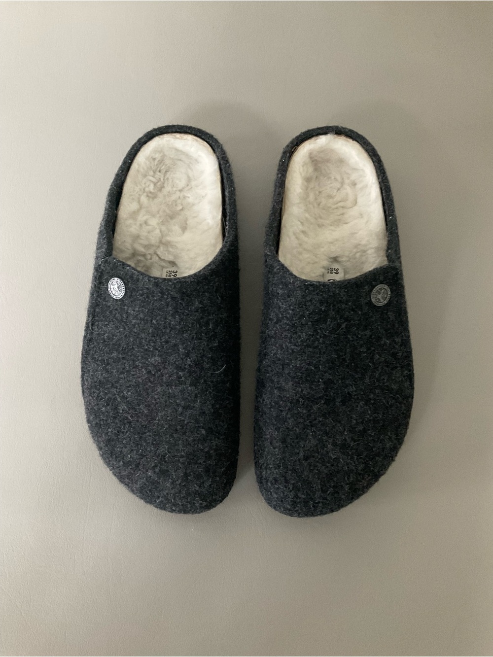 Birkenstock, Excellent Condition, Gray, Cozy, Slip-On Shoes